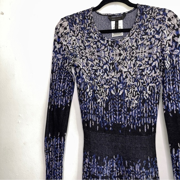 BCBGMAXAZRIA Silk Blend Abstract Printed Long Sleeve Knit Dress Size XS - Picture 4 of 8